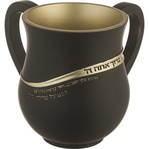 נטלה מהודרת עיטור זהב